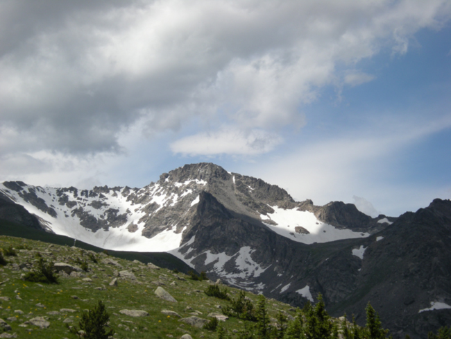 View of the Arapahoe Glacier and North Arapahoe Peak
